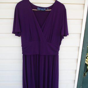 Women's Susan Graver Style Stretch Purple Short Sleeve V-Neck Dress Size: Medium